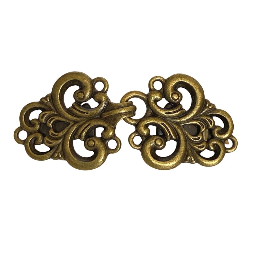 Sweater Clips Brass Tone Set With Floral Scroll Design Interlocking Clasps